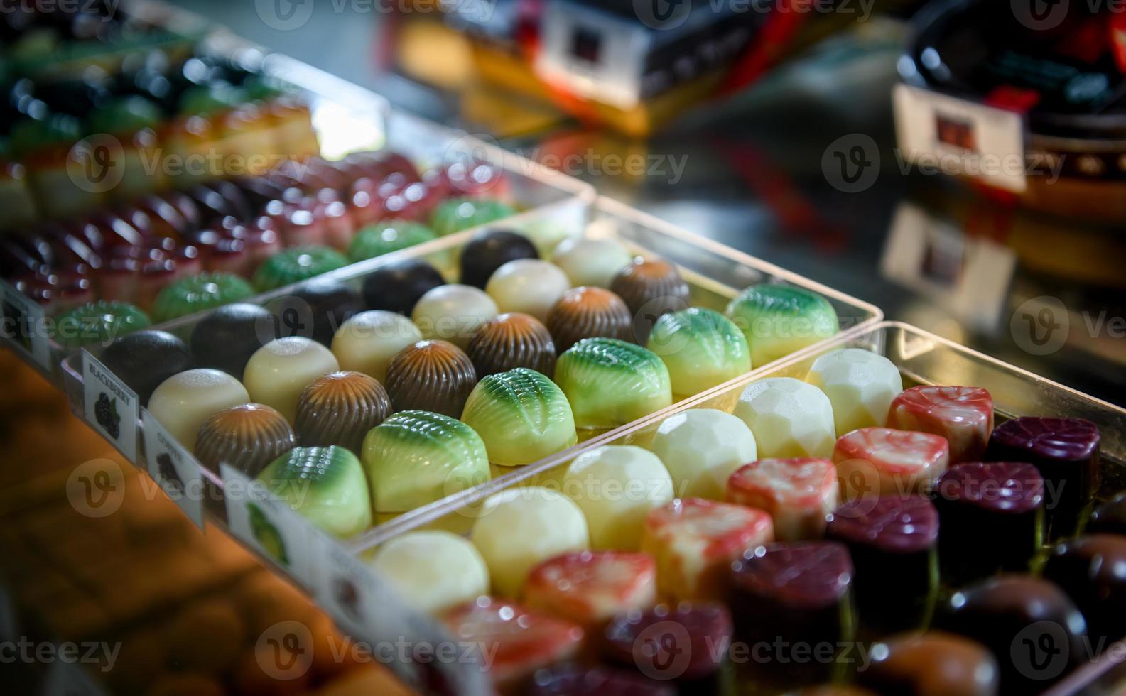 Schokoladen-Mix-Stil im Snack-Shop. foto