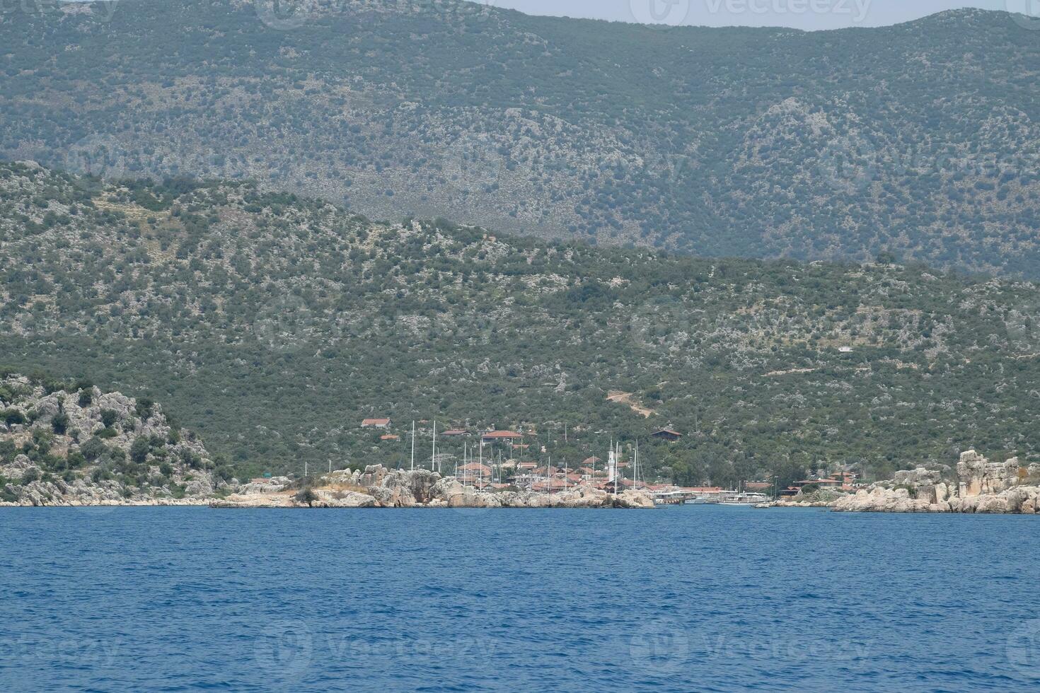 das Ruinen von das Stadt von Mira, kekova foto