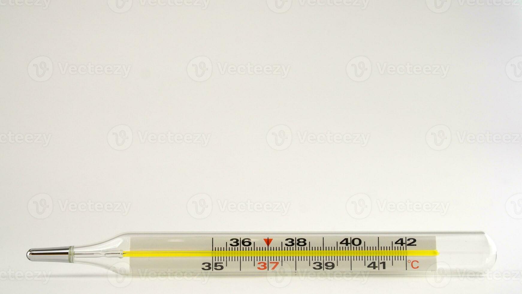 Glas Thermometer, Merkur Thermometer isoliert foto