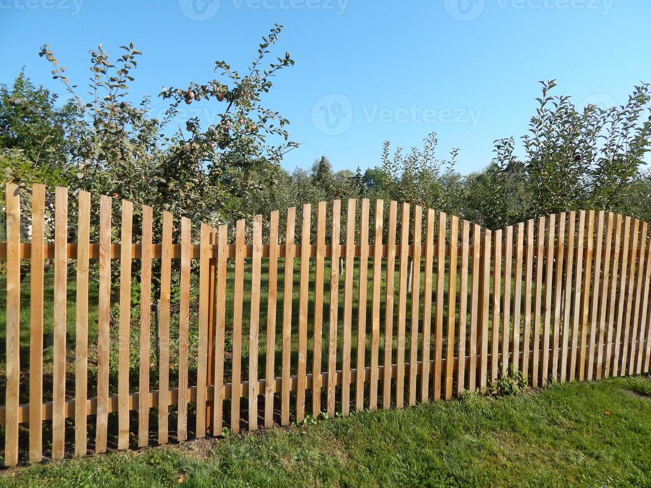 Gartenmöbel und kleine architektonische Formen foto