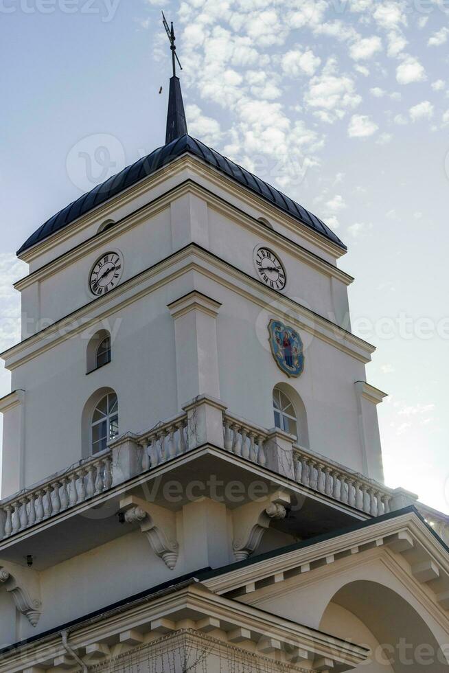 Schuss von das Fassade von ein alt Gebäude. die Architektur foto