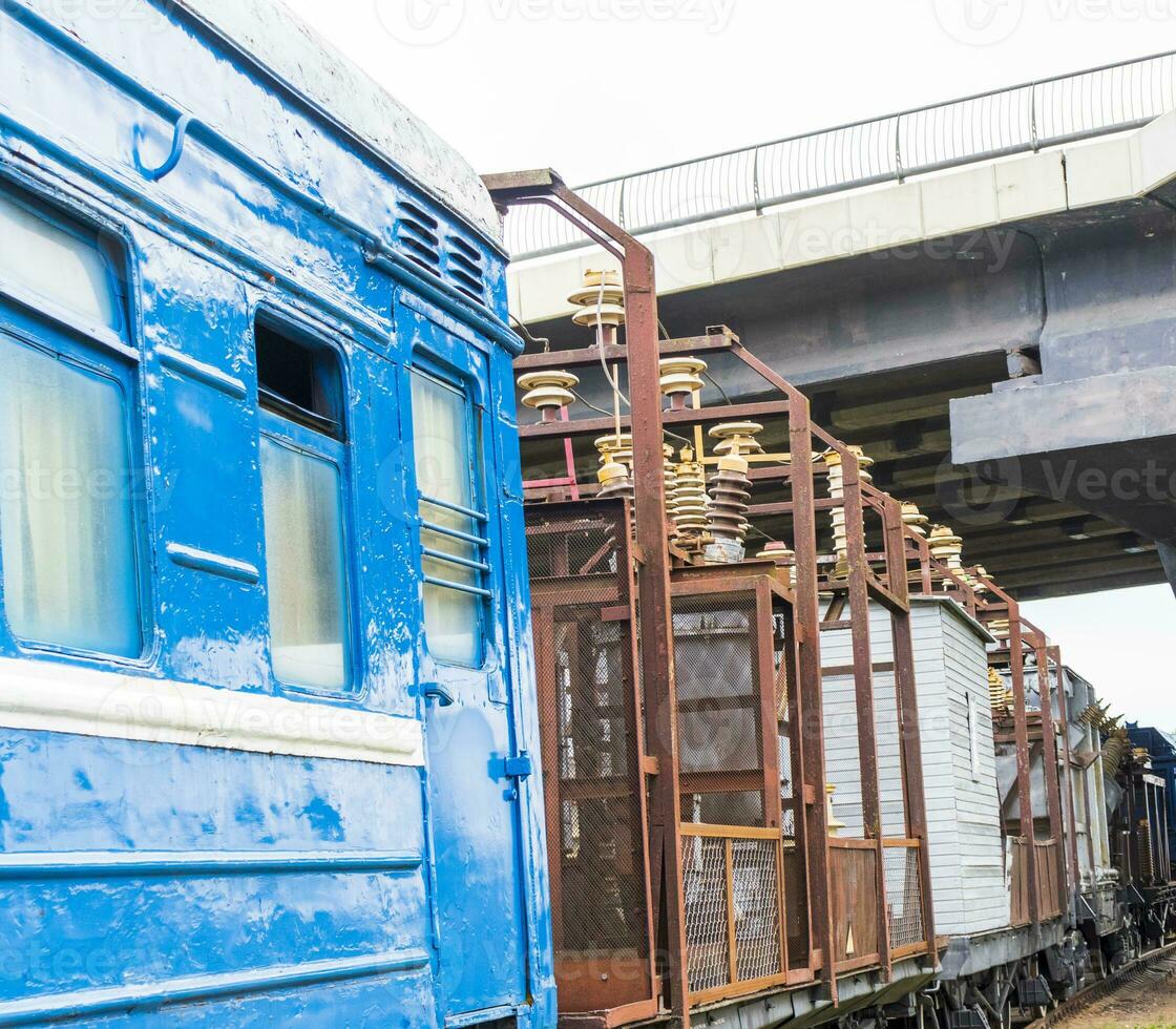 Schuss von das mobil Schiene elektrisch Bahnhof. Technologie foto