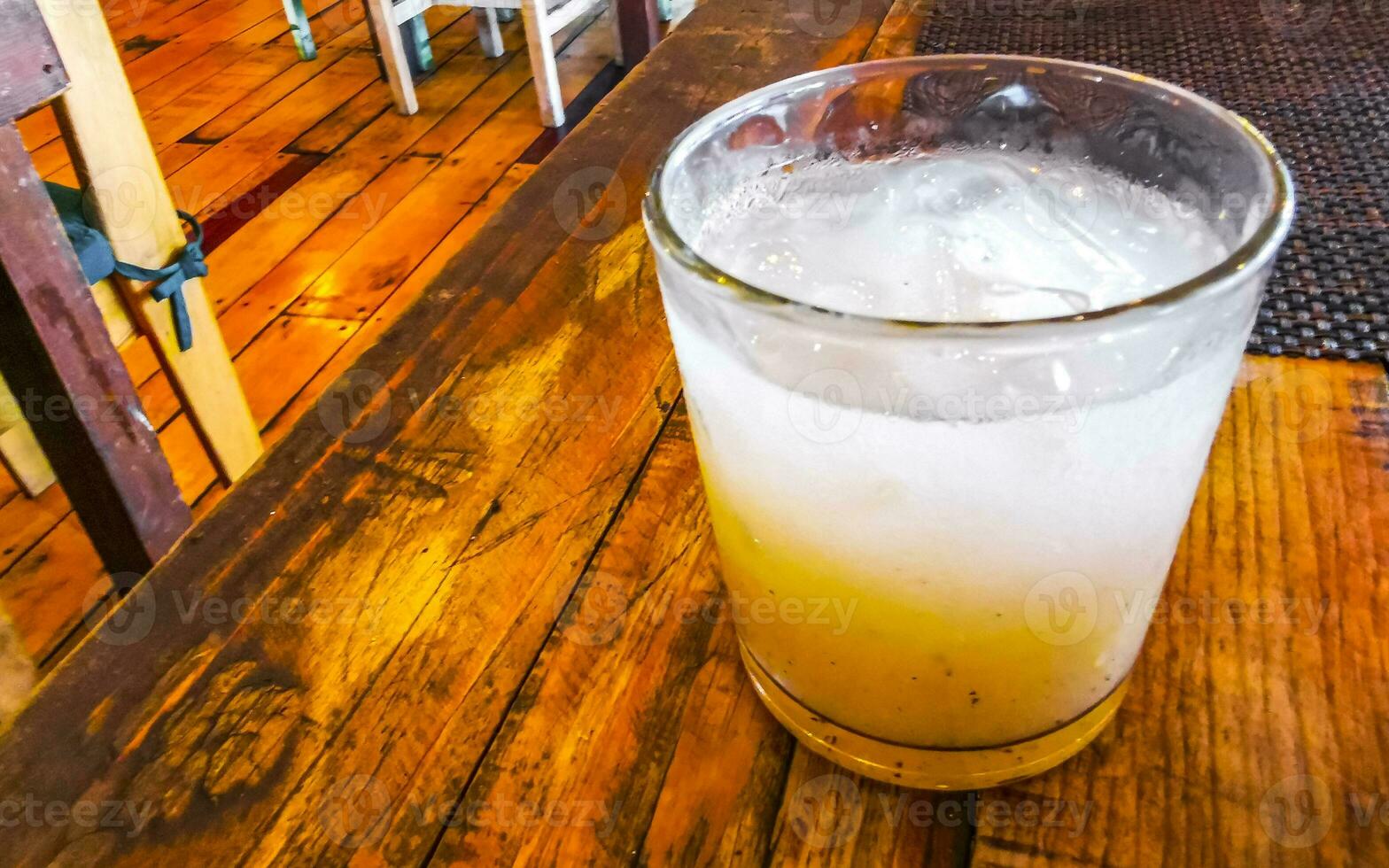 Guanabana-Fruchtsaft im Restaurant Papacharly Playa del Carmen Mexiko. foto