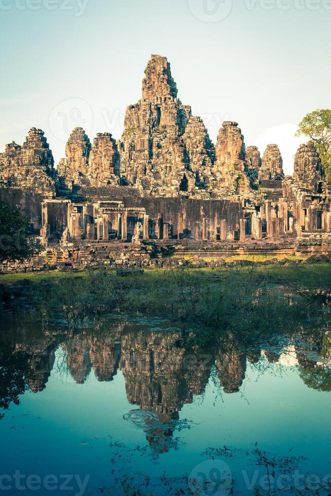 Angkor thom Kambodscha. Bajon khmer Tempel auf Angkor wat historisch Platz foto