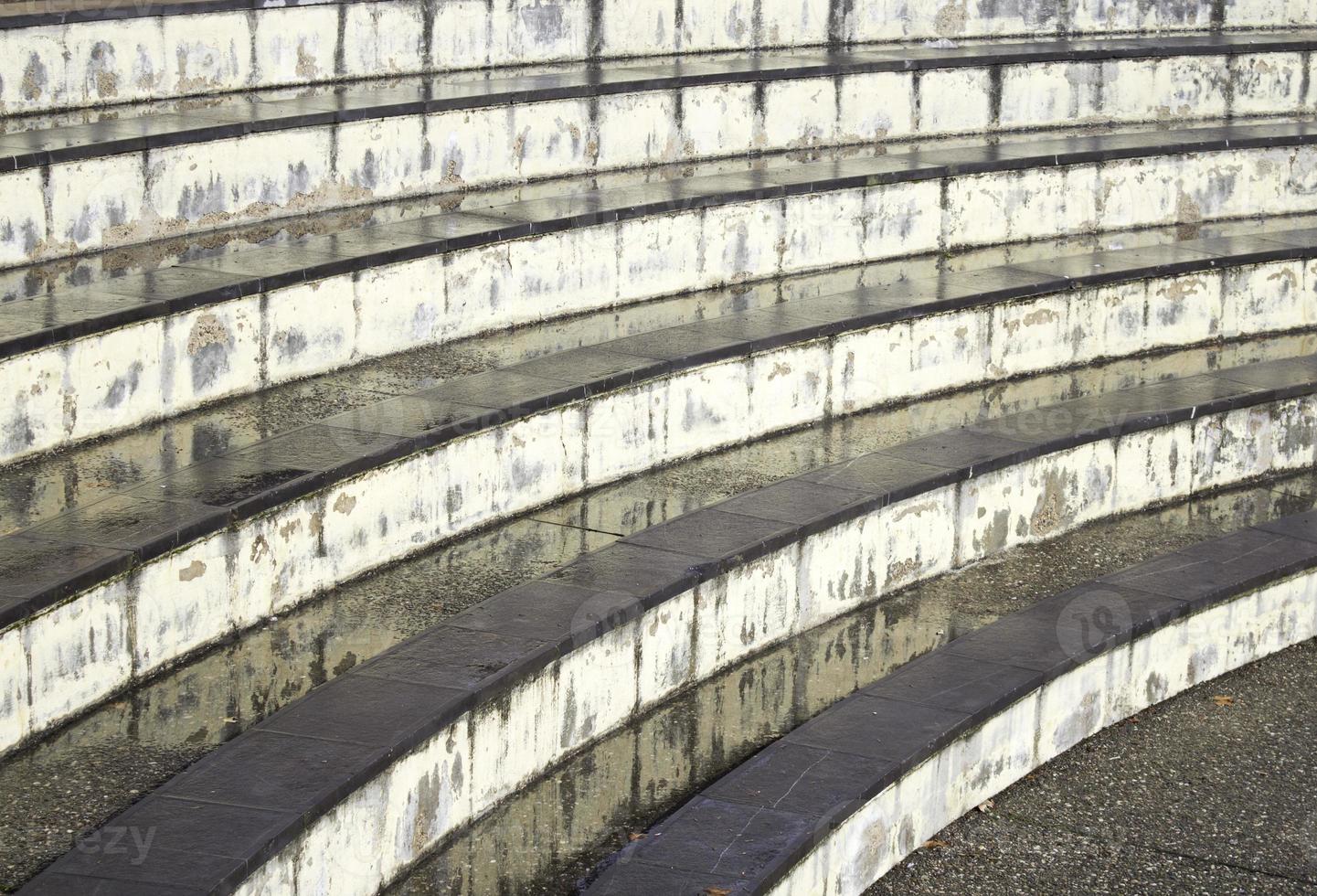 treppe nasse stufe foto