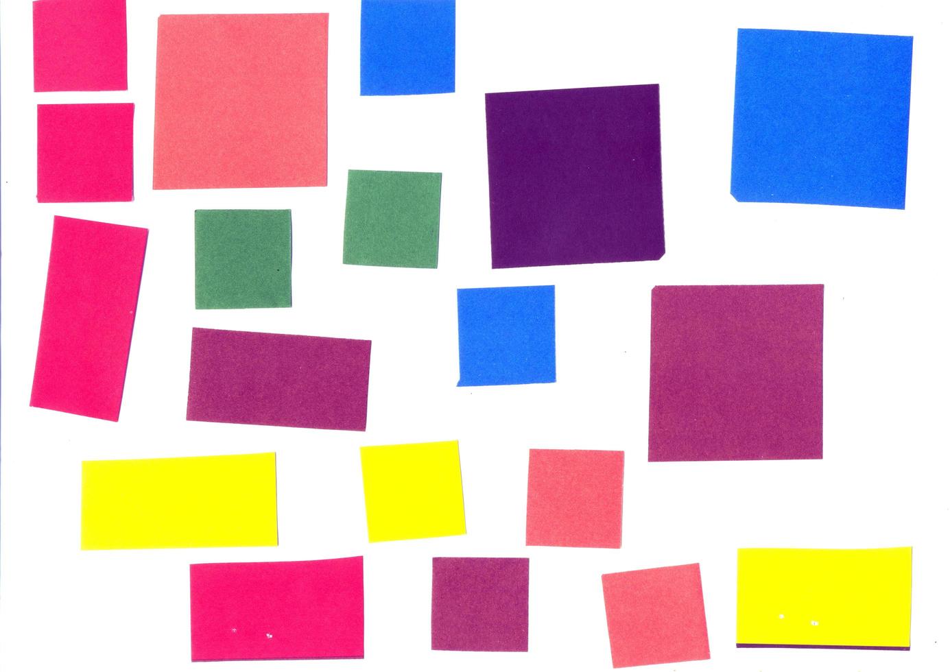 Papierapplikation mit Schere aus farbig ausgeschnitten foto