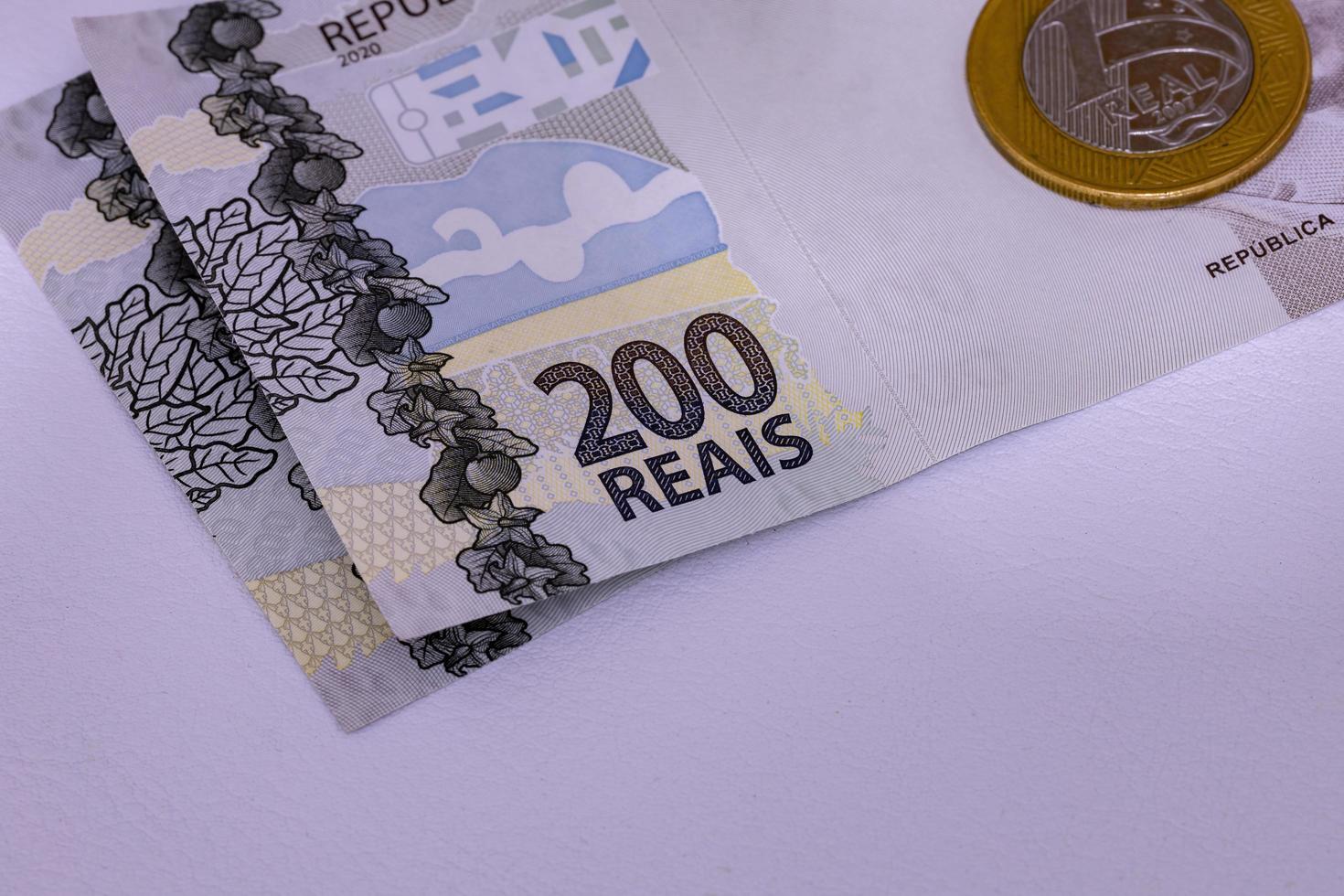 cassilandia, mato grosso do sul, brasilien, 2021 -neue zweihundert brasilianische echte banknote foto