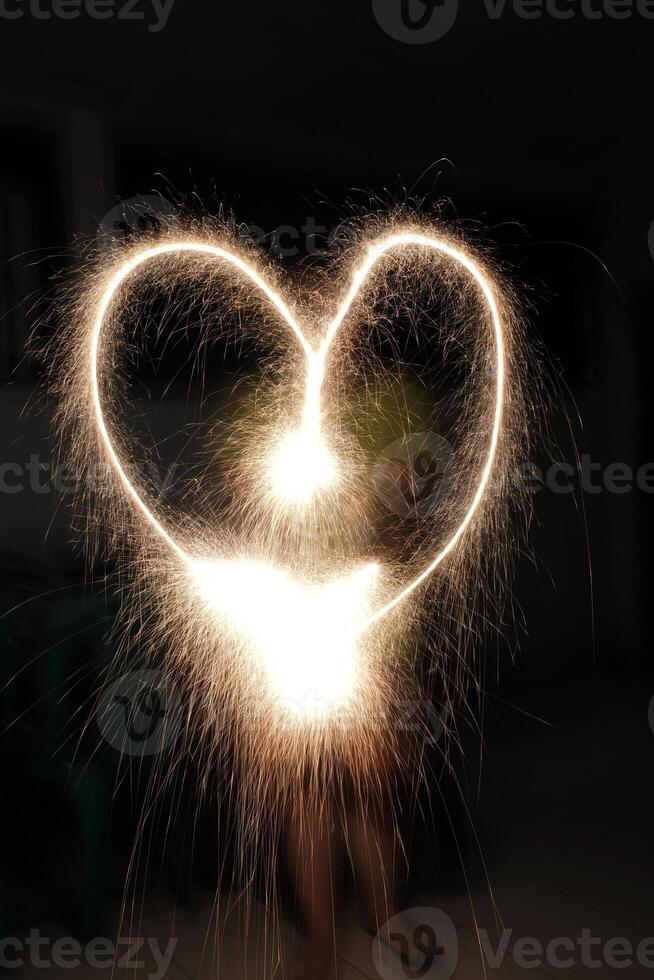 Herz geformt Feuerwerk foto