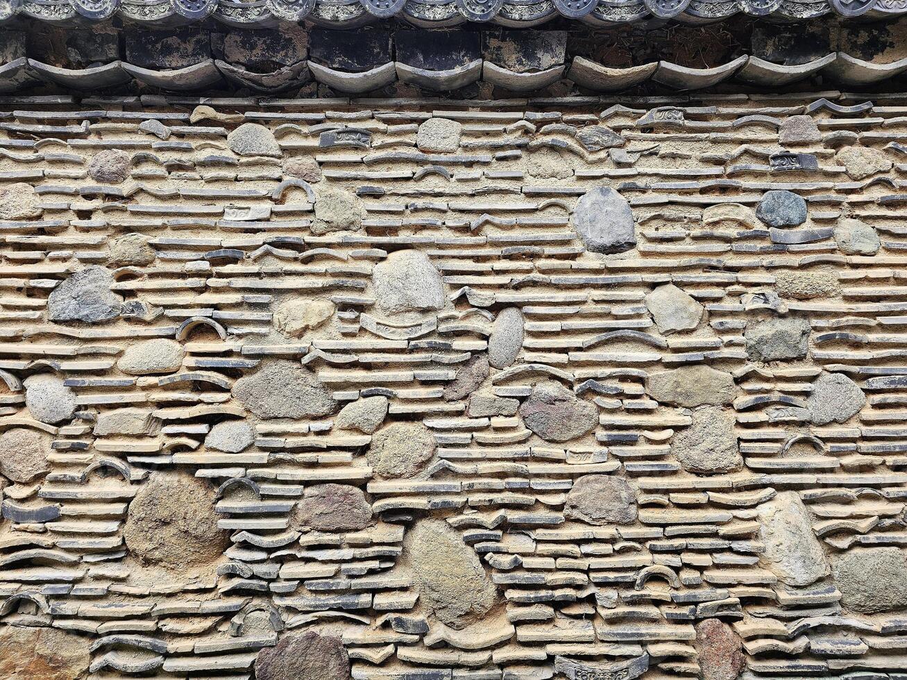 uralt Mauer von kushida jinja Schrein ist ein Schintoismus Schrein gelegen im hakata-ku, Fukuoka, Japan, war Gegründet im im 757. foto