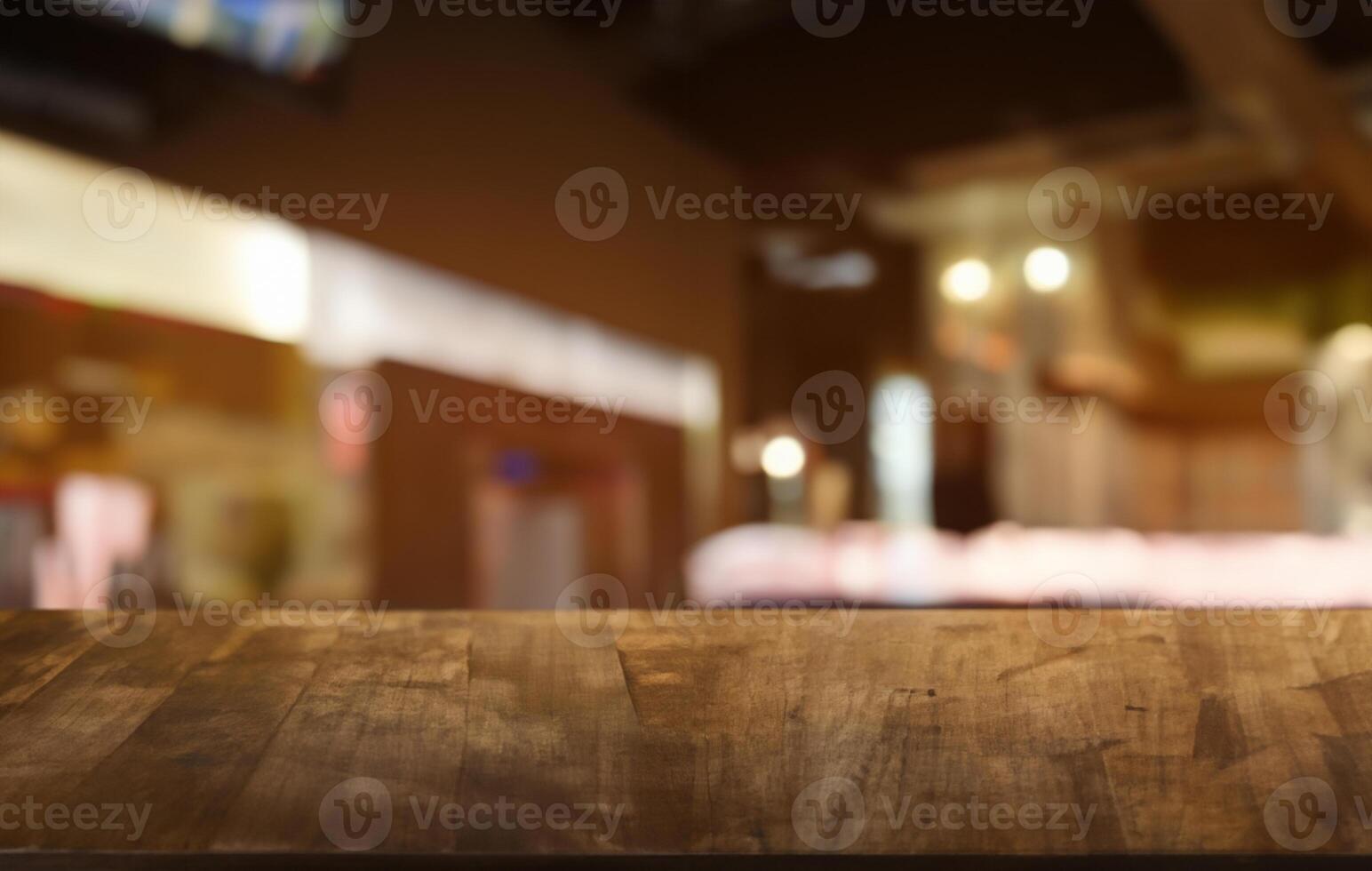 leeren dunkel hölzern Tabelle im Vorderseite von abstrakt verschwommen Bokeh Hintergrund von Restaurant . können Sein benutzt zum Anzeige oder Montage Ihre Produkte.mock oben zum Raum. foto
