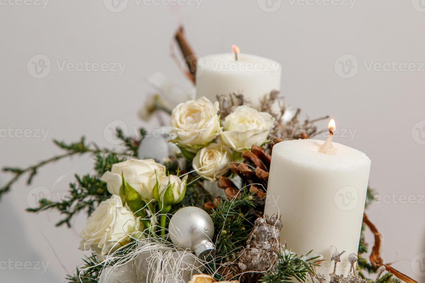 Weihnachten Komposition von Blumen und Weihnachten Dekorationen foto