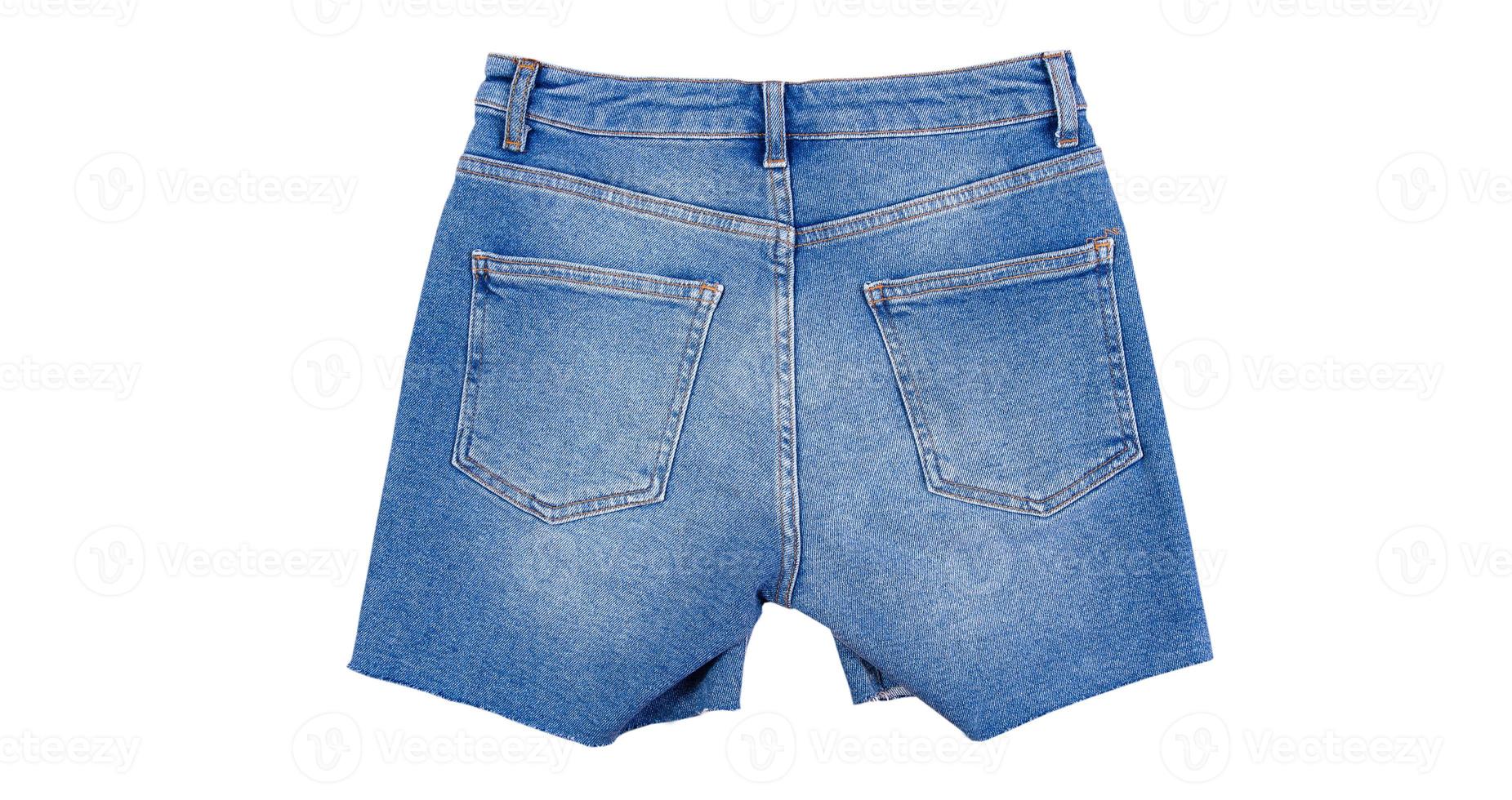 Jeans-Shorts hautnah. blaue Jeans-Shorts mit weißem Hintergrund. Frauen-Jeans-Shorts isoliert auf weißem Hintergrund foto