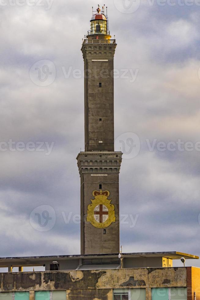 Leuchtturm von Genua in Italien foto