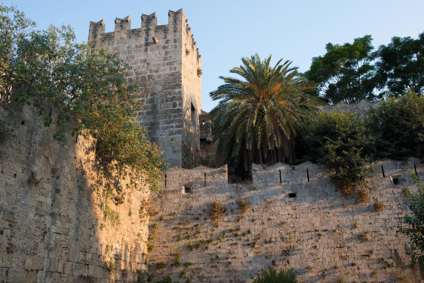 antike befestigungen in rhodos, griechenland. Kulturerbe der UNESCO foto