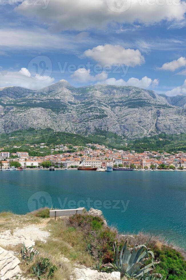 Aussicht zu Makarska Stadt, Dorf beim Makarska Riviera, Adria Meer, Dalmatien region, kroatien foto