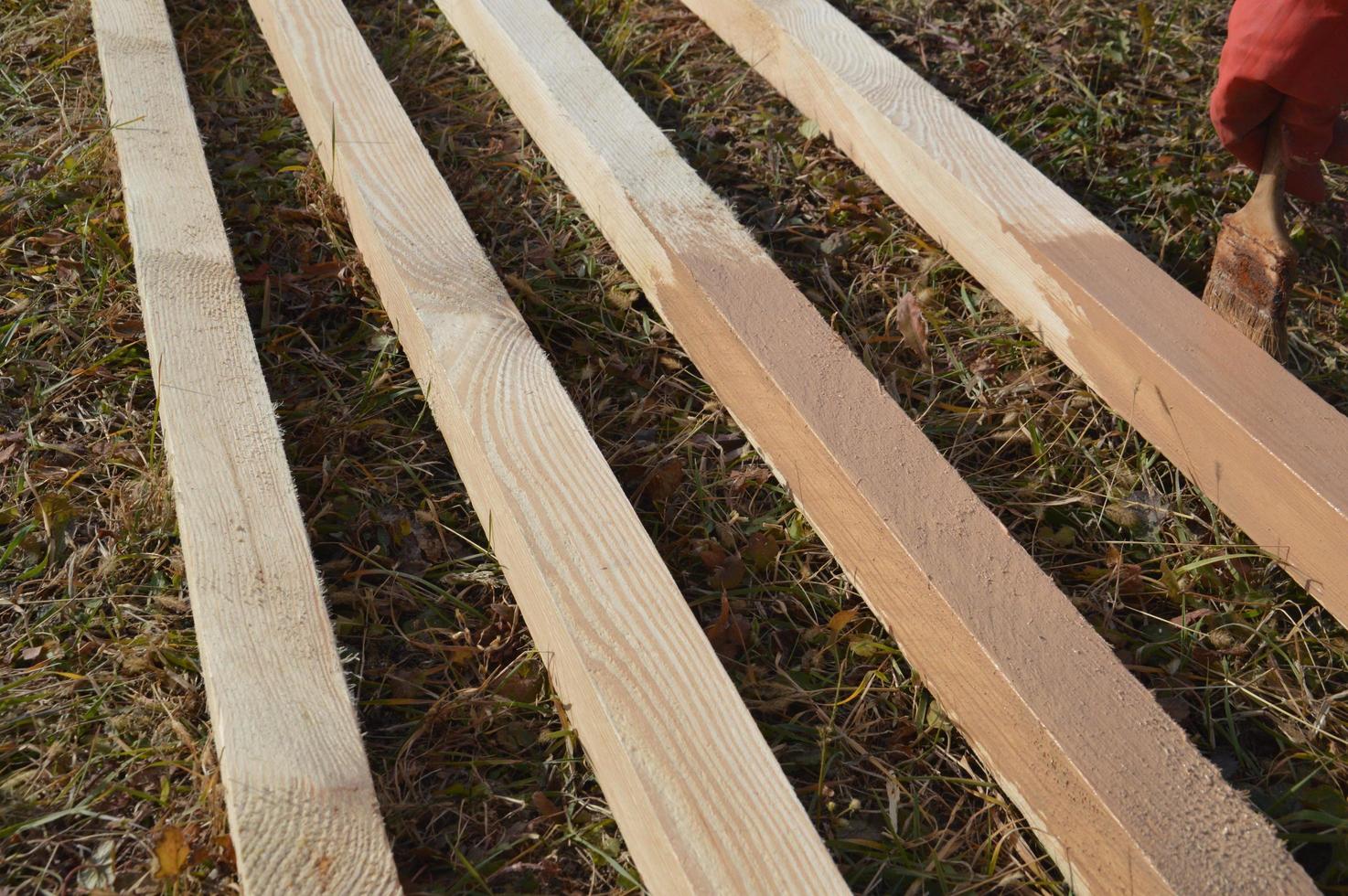 Herstellung von Schnittholz für Holzkonstruktionen foto