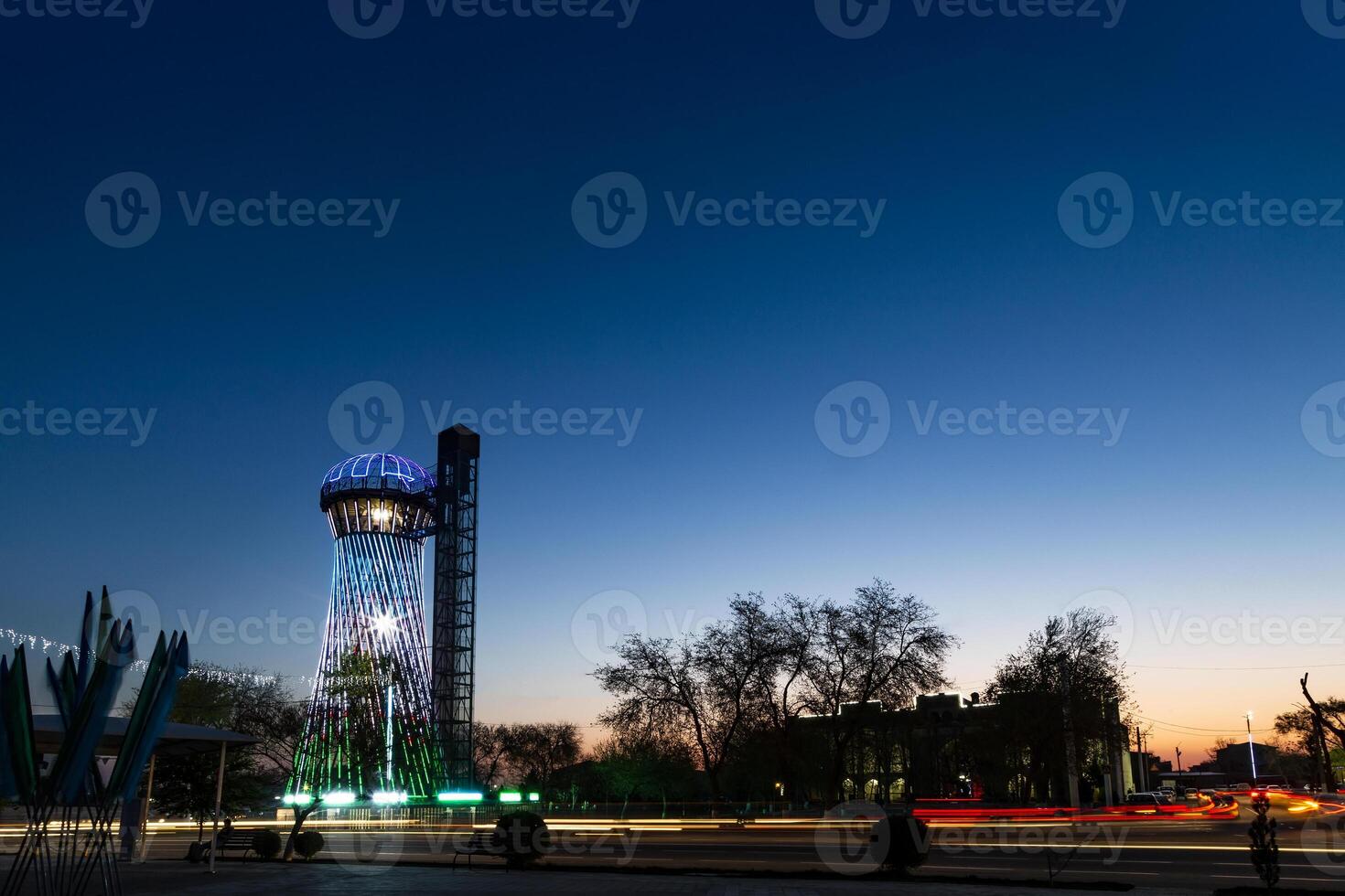 zündete oben Wasser Turm foto