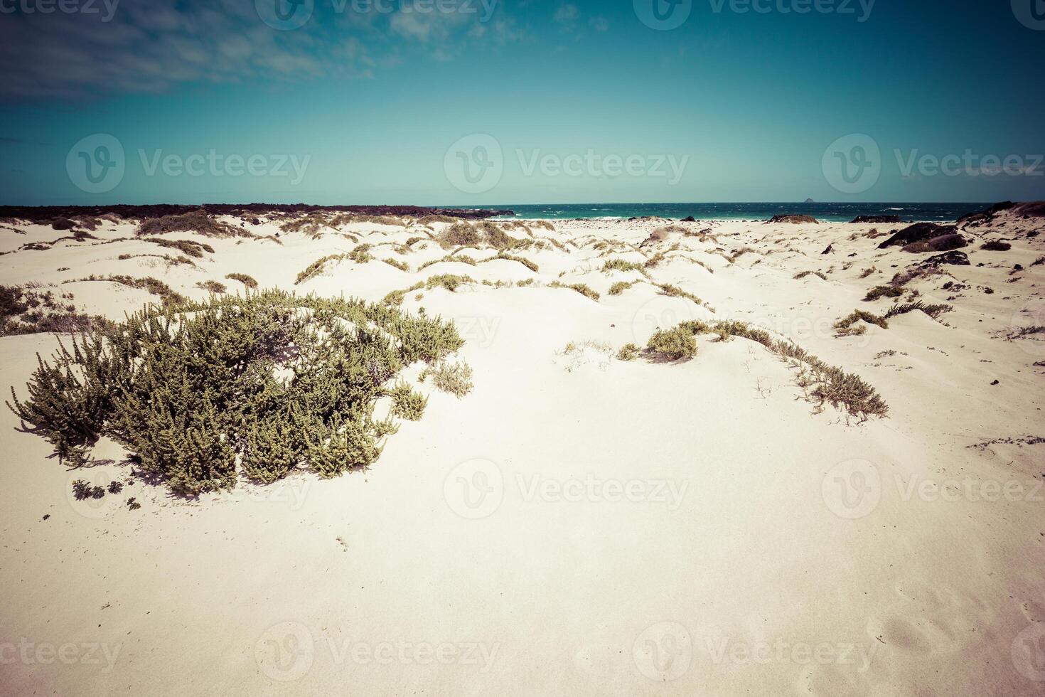 Weiß Sand Strand im das Abend, Lanzarote, Kanarienvogel Inseln, Spanien foto