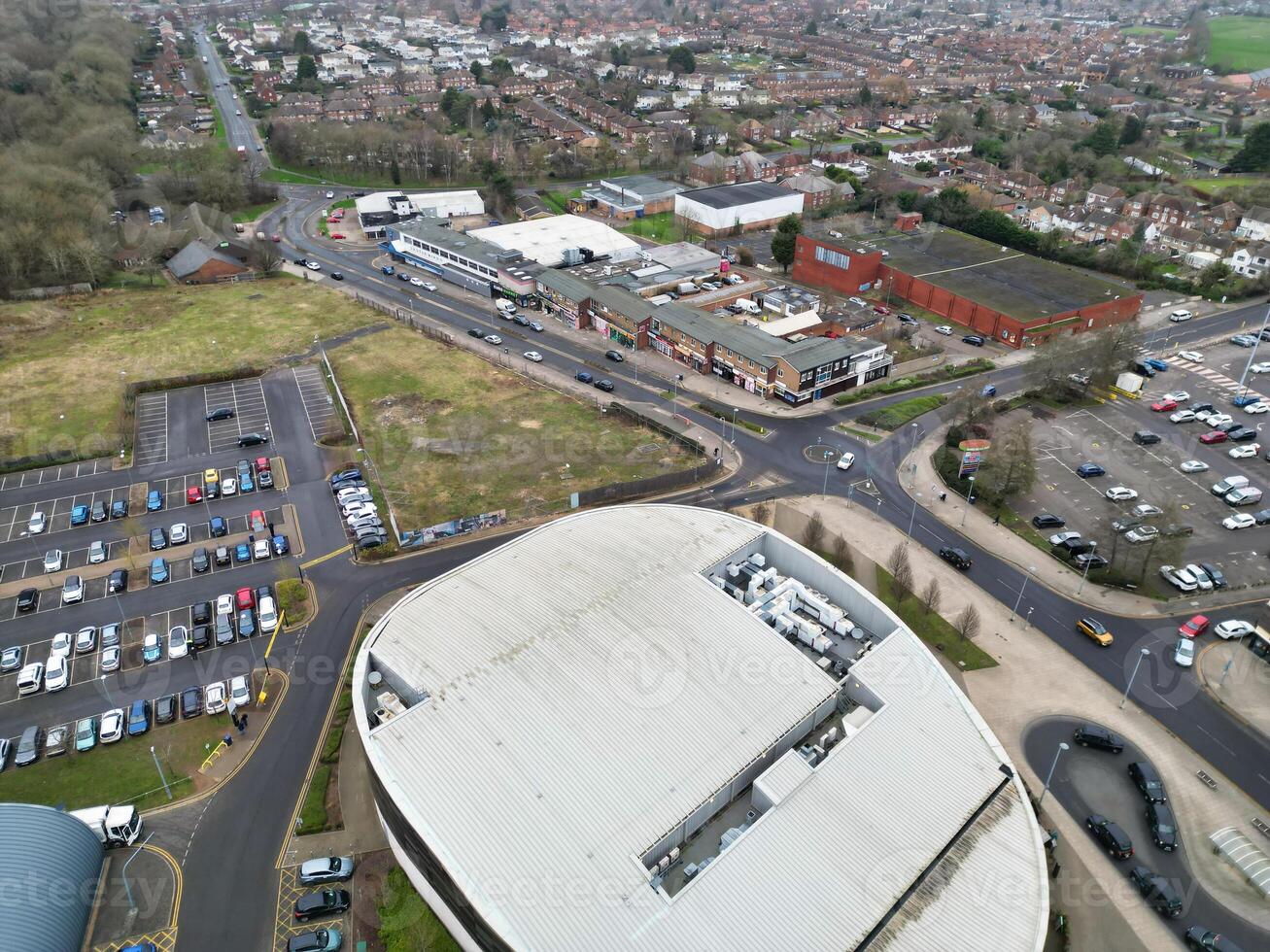 hoch Winkel Aussicht von Corby Stadt von Northamptonshire England vereinigt Königreich. November 1, 2023 foto