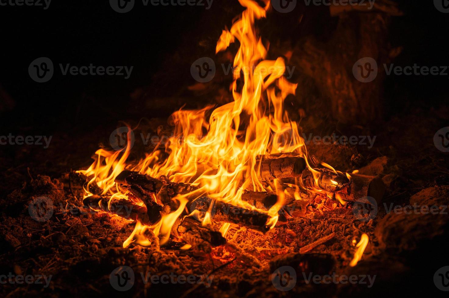 Lagerfeuer Feuer Flamme foto