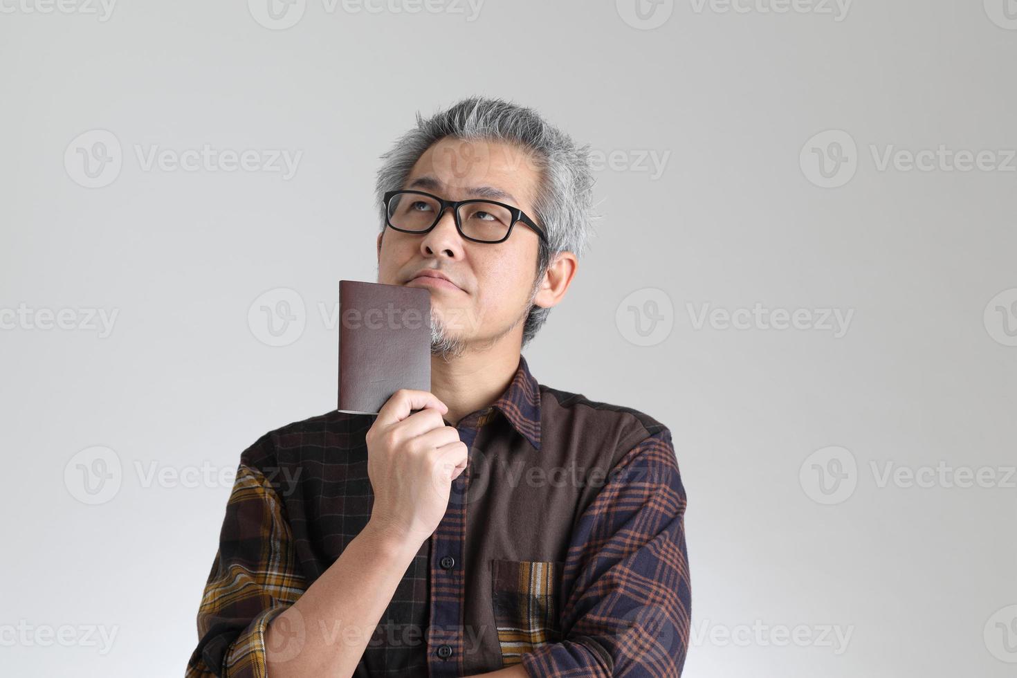 lässiger asiatischer Mann foto