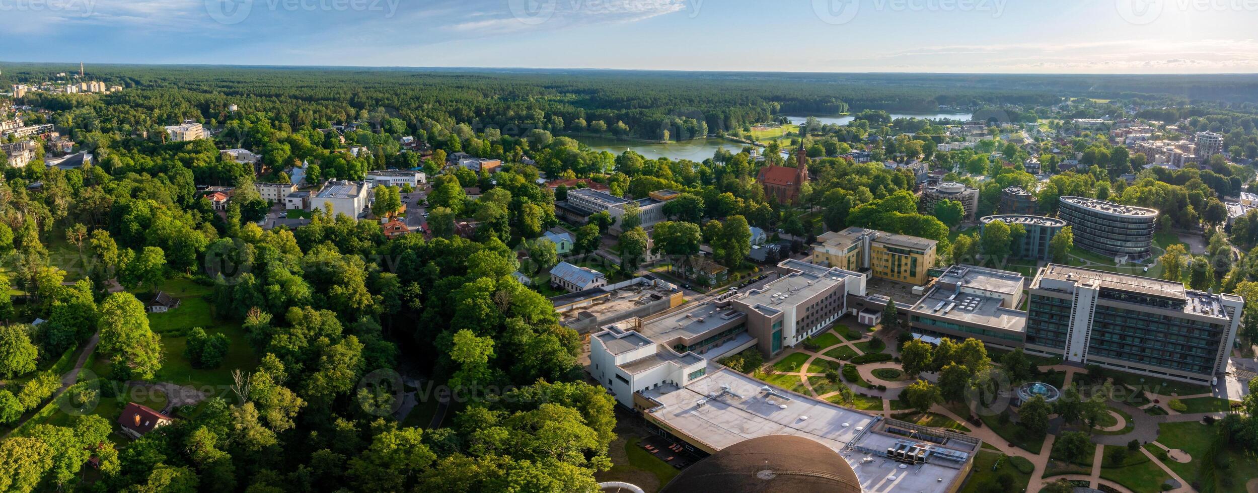 Antenne Panorama- Aussicht von litauisch Resort druskininkai foto