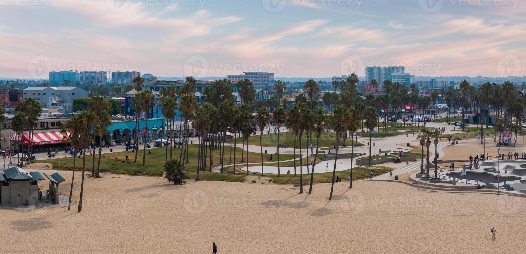 Venedig Strand los Engel Kalifornien la Sommer- Blau Antenne Sicht. foto