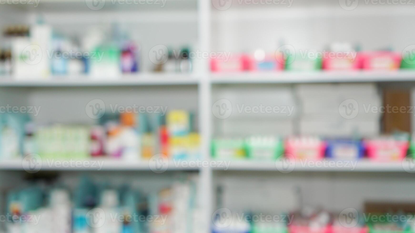 verwischen abstrakt Hintergrund von Medizin oder Droge im Regal im Drogerie, Apotheke, Klinik, und Krankenhaus foto