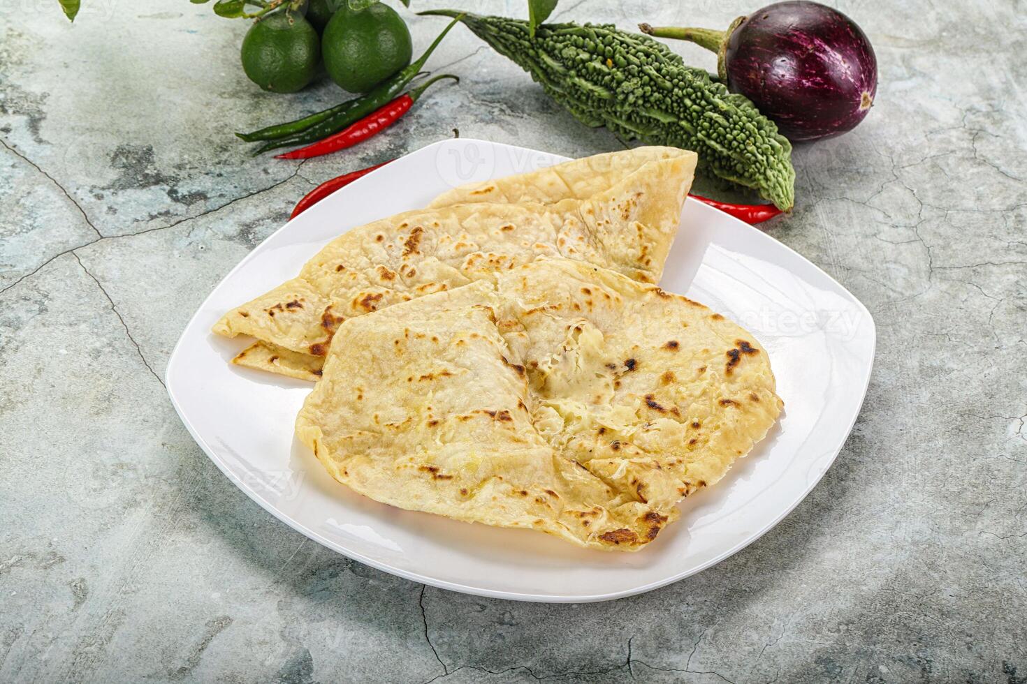 indisch tandor Brot - - Naan mit Käse foto