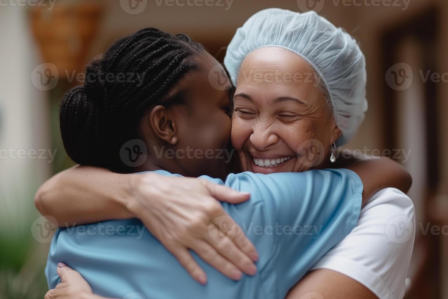 ai generiert Senior Pflege, Umarmung und Porträt von Krankenschwester mit geduldig zum medizinisch Hilfe, Gesundheitswesen oder Physiotherapie. foto