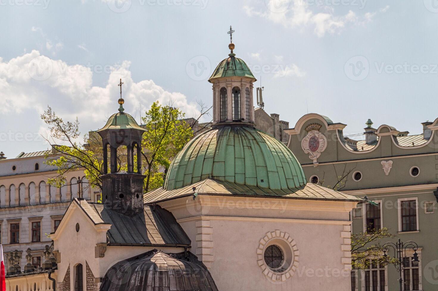 st. Jakobskirche am Hauptplatz in Krakau, Polen foto