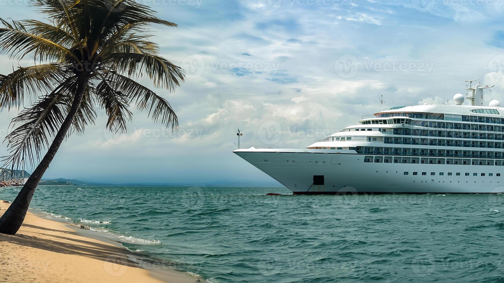 Kreuzfahrt Schiff Segeln auf das Ozean mit wolkig Himmel foto