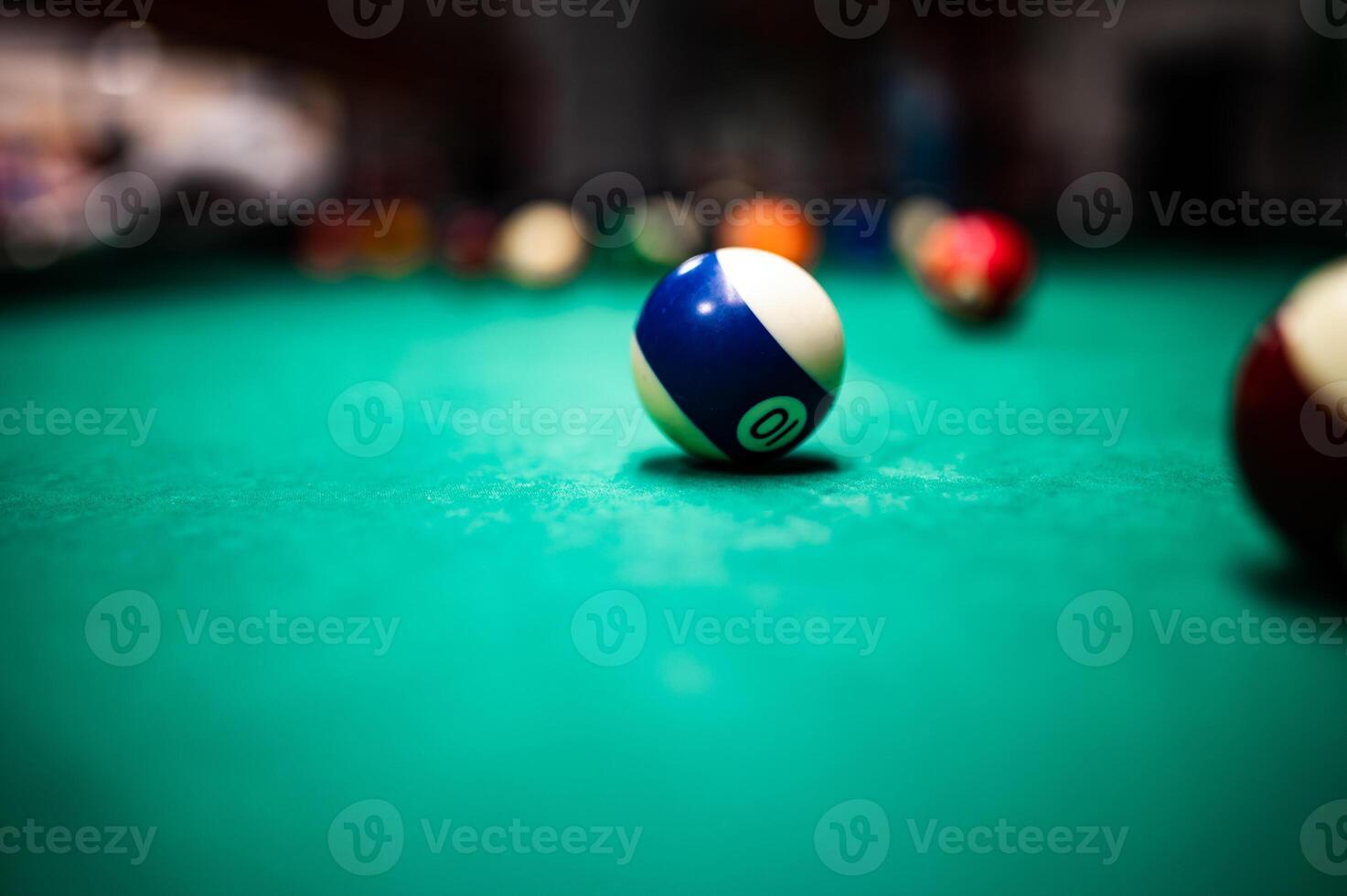 Nahansicht Schuss von Billard- Bälle auf ein Schwimmbad Tabelle foto