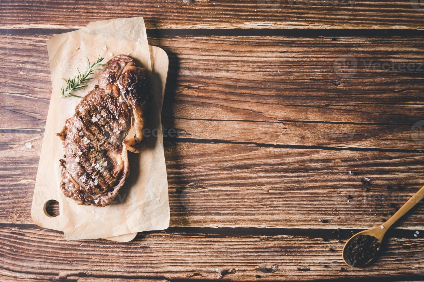 Barbecue gereiftes Roastbeef. Platz kopieren foto