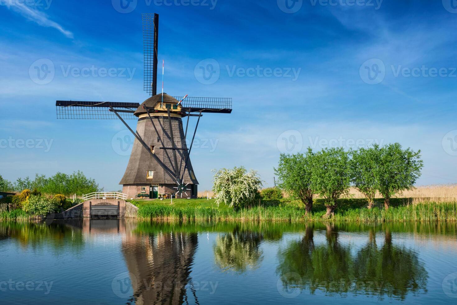 Windmühlen beim kinderdijk im Holland. Niederlande foto