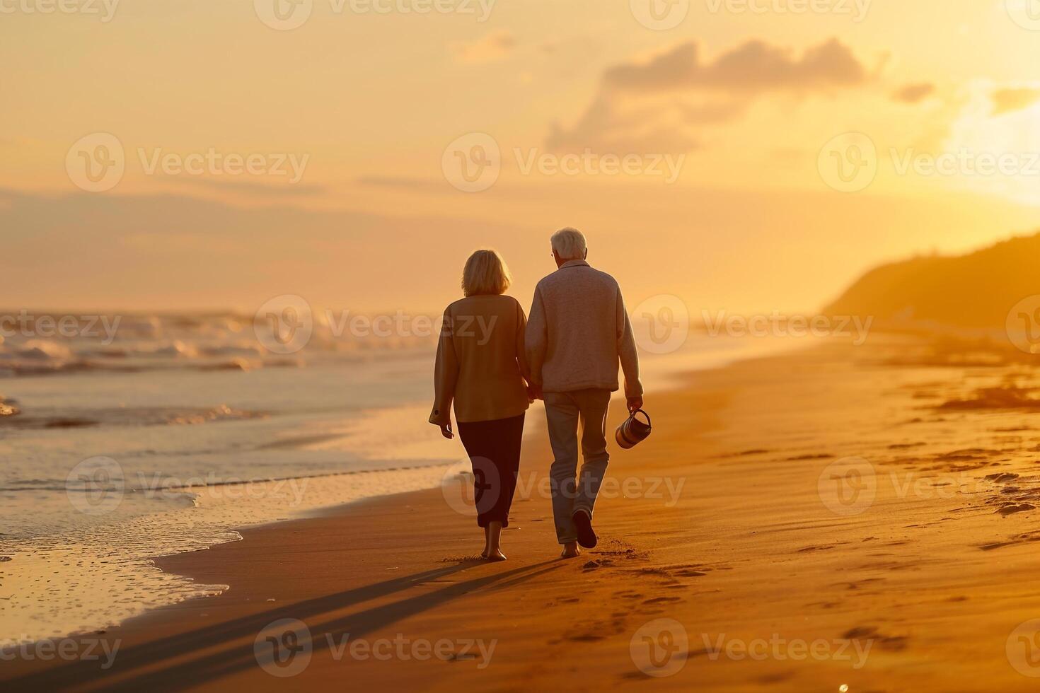 ai generiert glücklich Senioren genießen von Pensionierung mit ein Strand foto