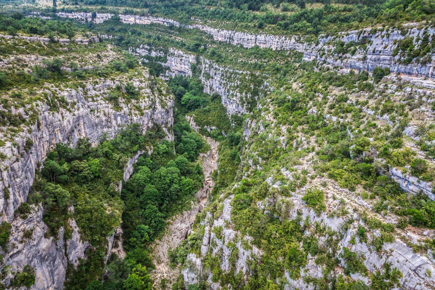 schön Landschaft von das Schluchten du Verdon im südöstlich Frankreich. provence-alpes-cote d'azur. foto