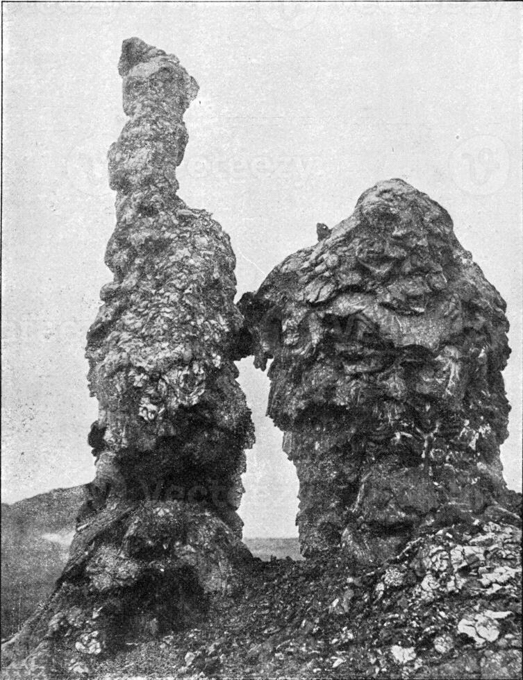 Formation von Lava im das kilauea Krater, Jahrgang Gravur. foto