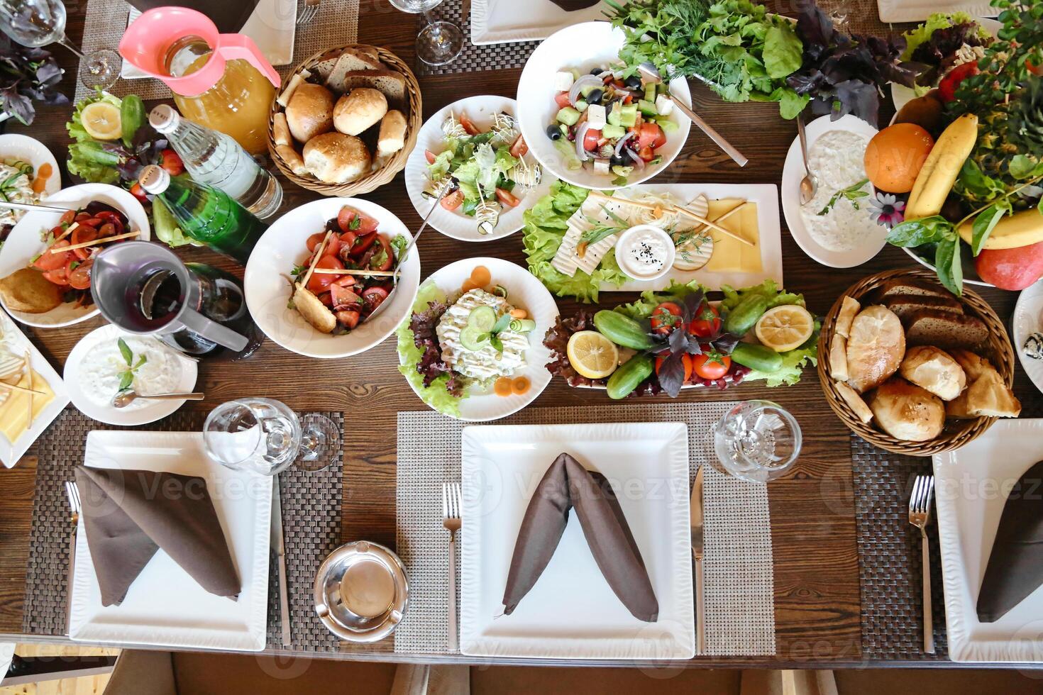 sortiert Essen Verbreitung auf Tabelle foto