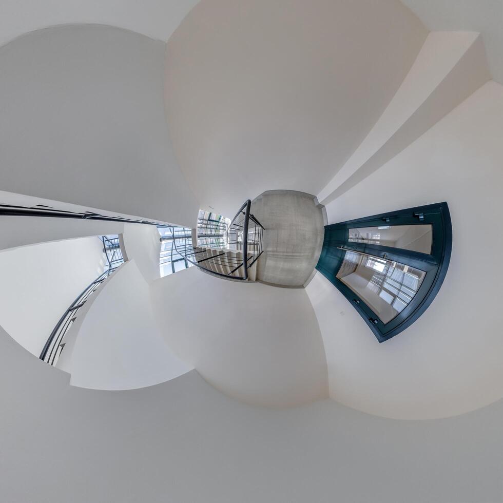 abstrakt verdrehte in ein kugelförmig 360 Panorama Innere von ein modern Büro mit ein Halle Treppe und Panorama- Fenster foto