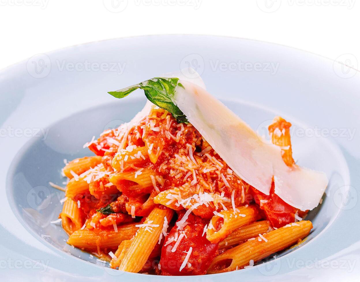 Italienisch Stil Pasta mit Tomate Soße und Parmesan foto