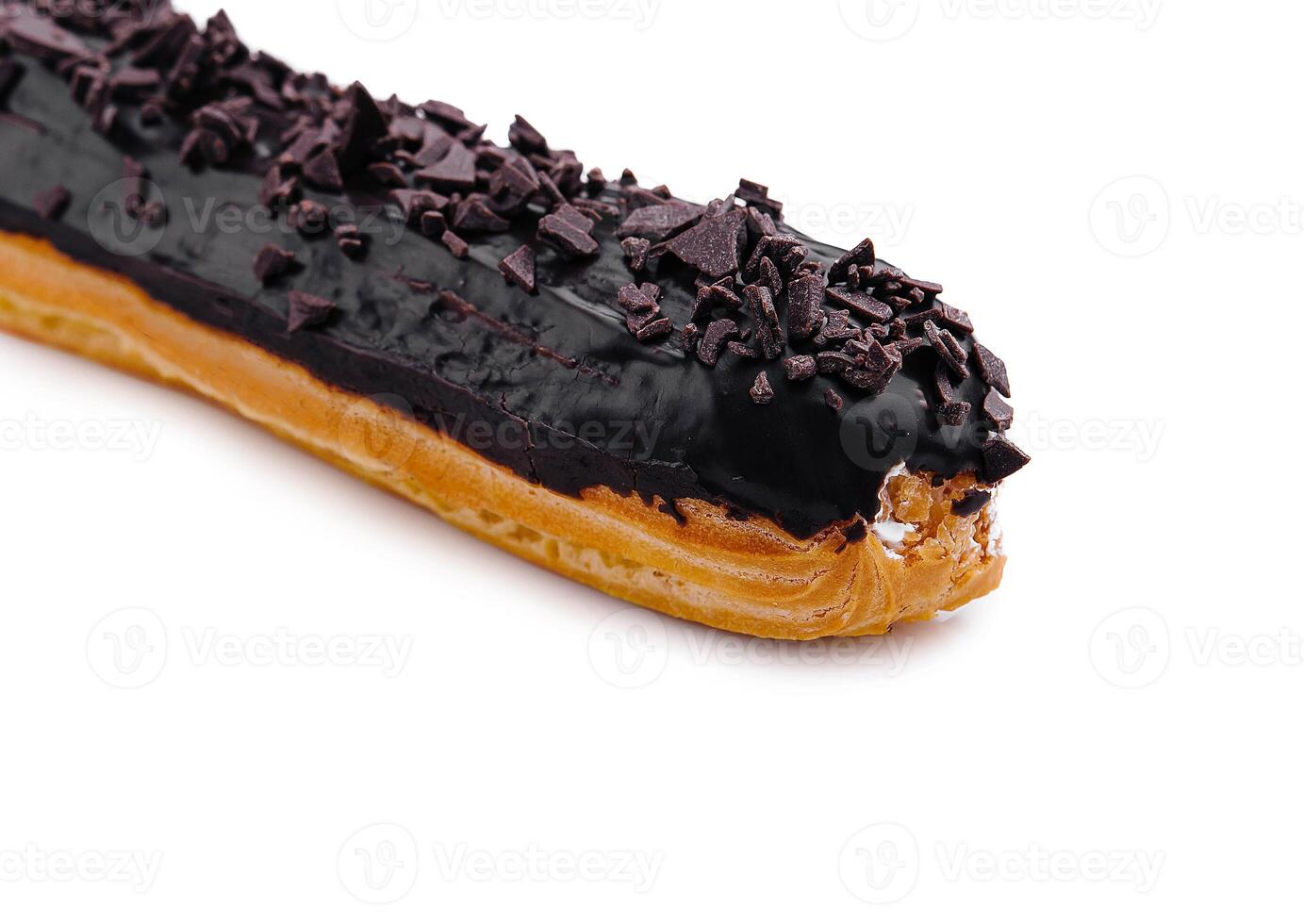 köstlich Schokolade Französisch Eclair auf Weiß foto