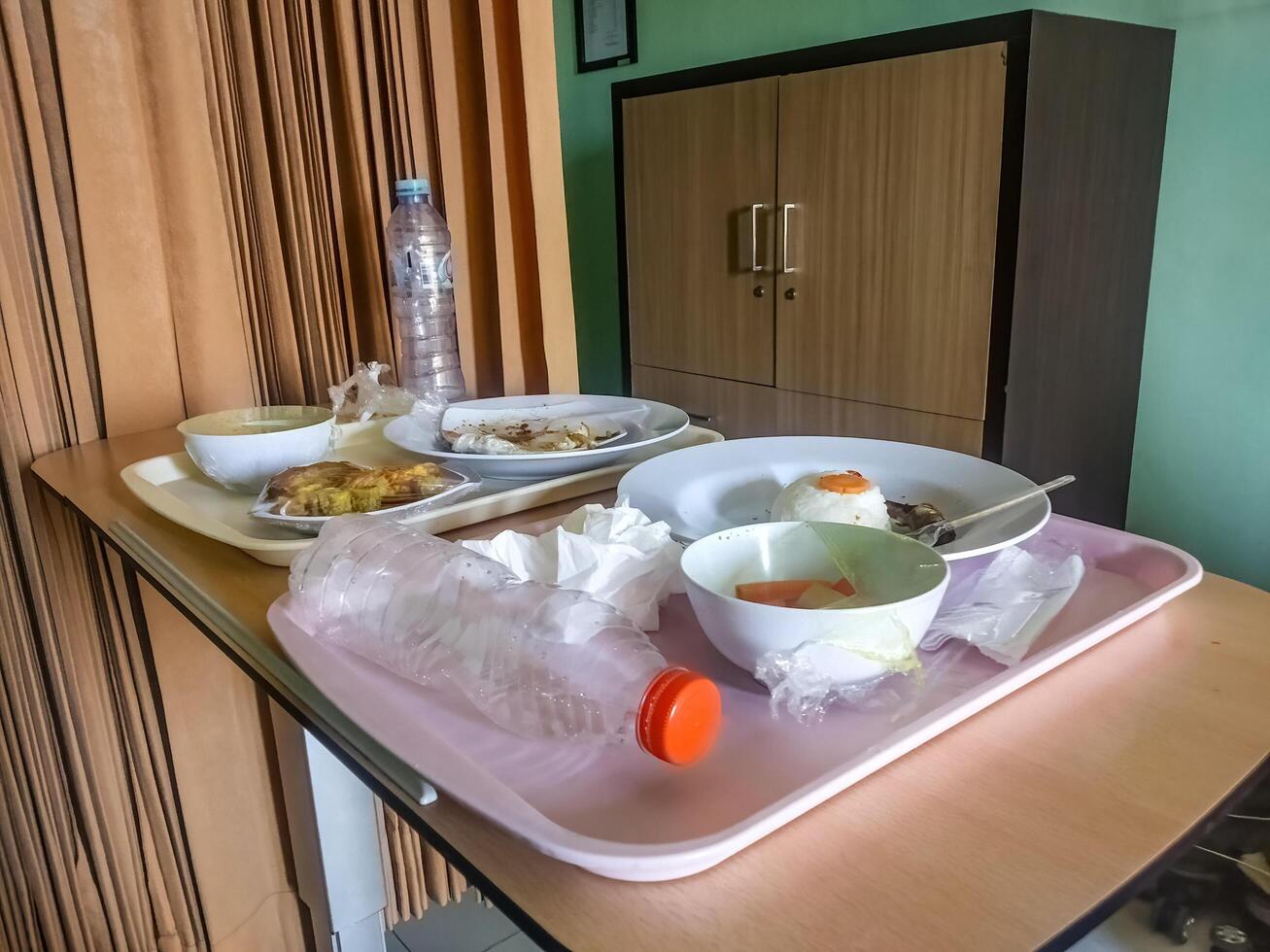 Essen Abfall Zugehörigkeit zu stationär Krankenhaus Patienten foto