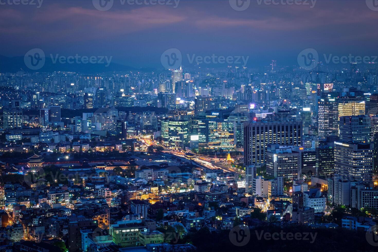 Seoul Horizont im das Nacht, Süd Korea. foto