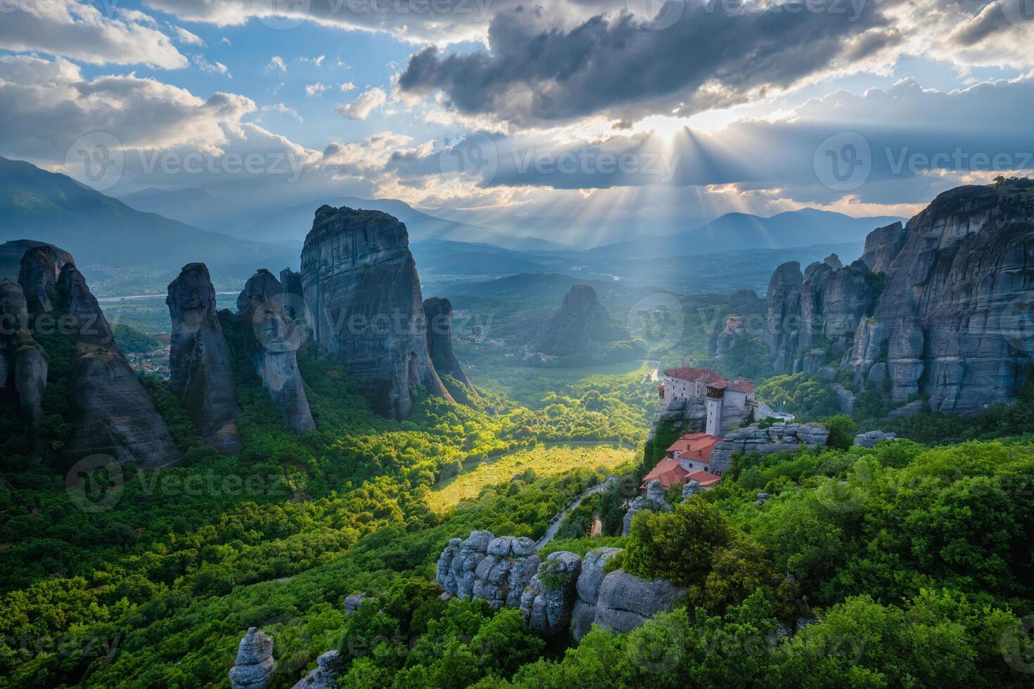 Sonnenuntergang Über Klöster von Meteora foto