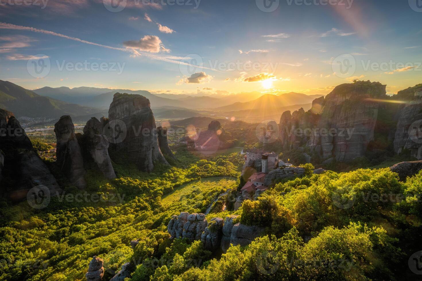 Sonnenuntergang Über Klöster von Meteora foto