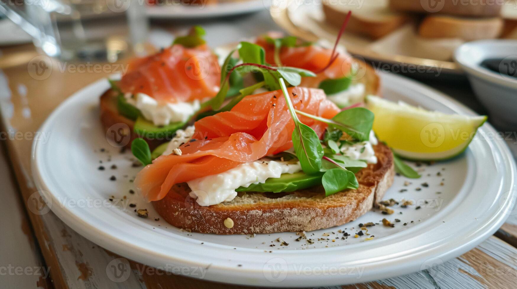 ai generiert Avocado Toast mit geräuchert Lachs zum Frühstück, hausgemacht Küche und traditionell Essen, Land Leben foto