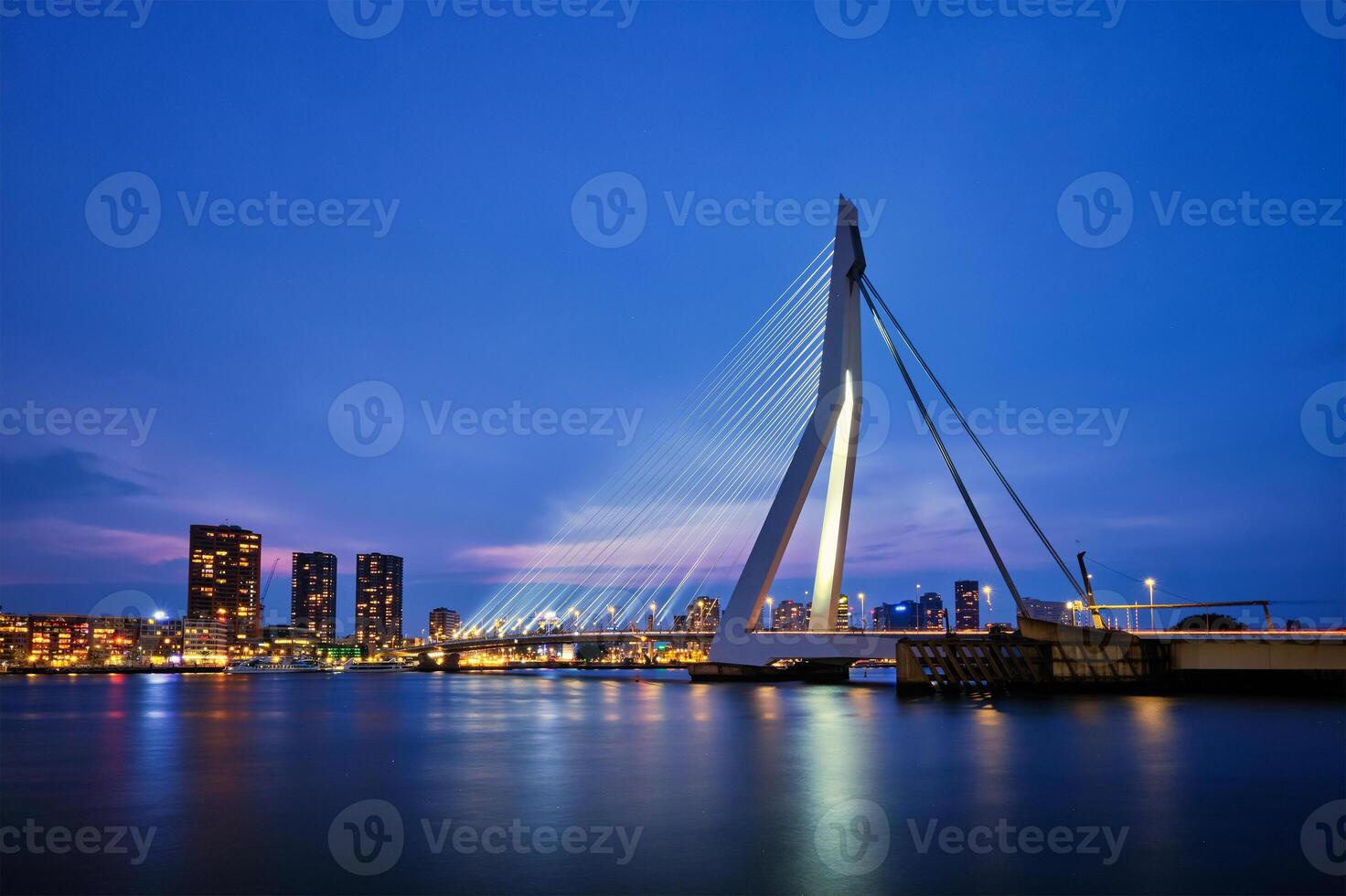 Erasmus Brücke, Rotterdam, Niederlande foto