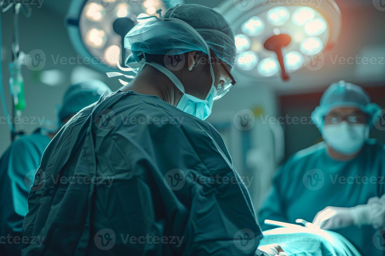 ai generiert Gruppe von Chirurgen durchführen Chirurgie im Betriebs Zimmer foto
