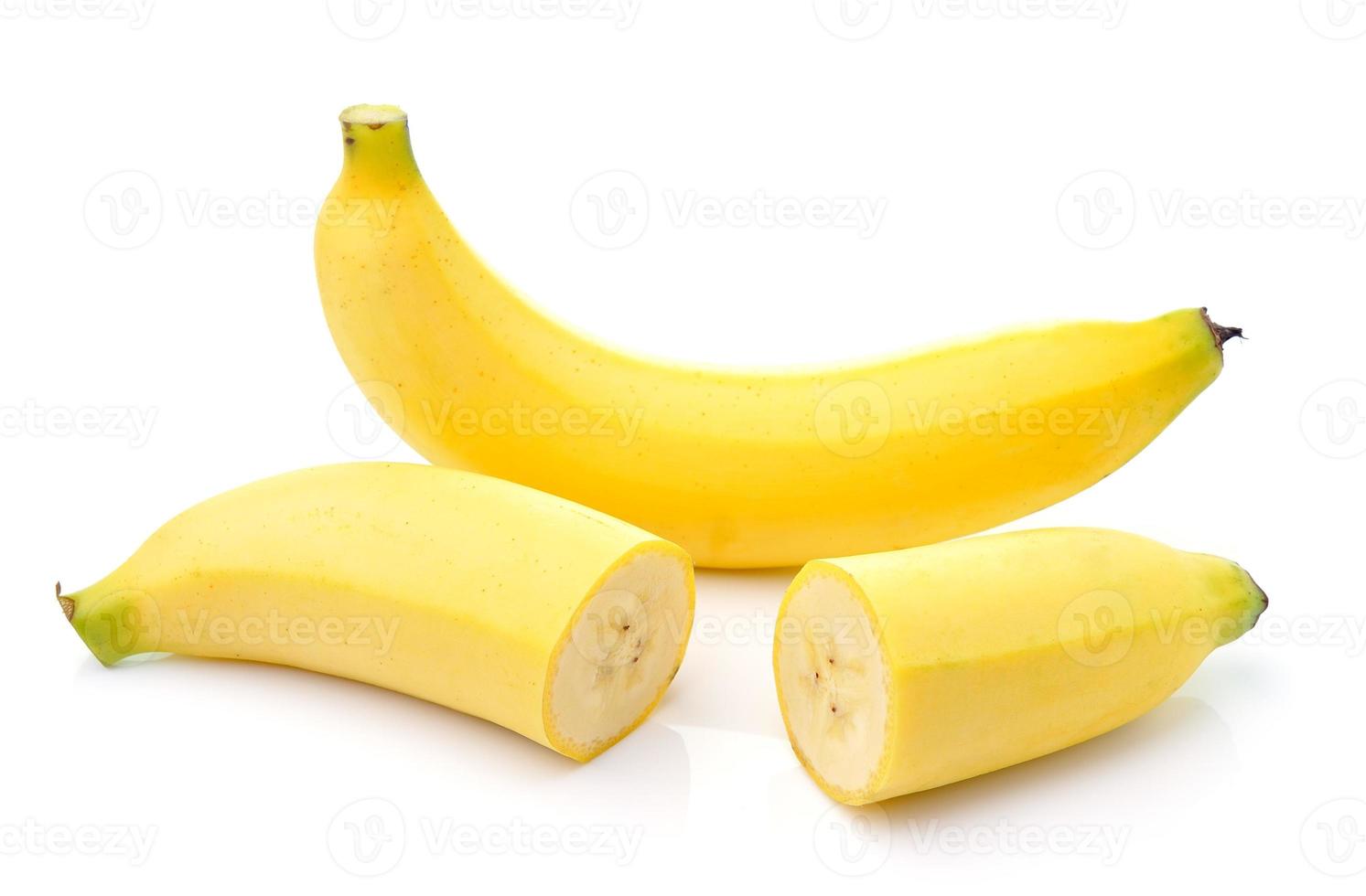 Banane isoliert auf weißem Hintergrund foto